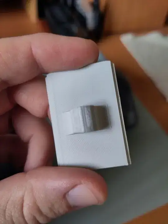 Photo of the layers after the first of a printed model that doesn't showing any errors Photo of the layers after the first of a printed model that doesn't showing any errors