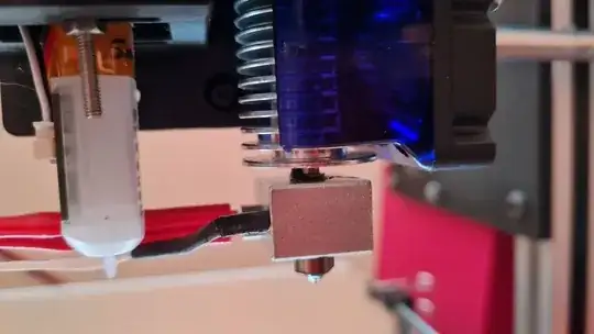 Photo of hotend on 3D printer