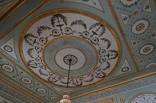 Louis XVI style&nbsp;– Ceiling decorated with festoons in the State Dining Room, Inveraray Castle, Scotland, the UK, by Girard and Guinand, 1784[43]